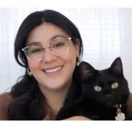 Courtney for website (250 x 250 px) (1)